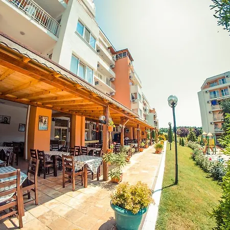 Sea Club Complex