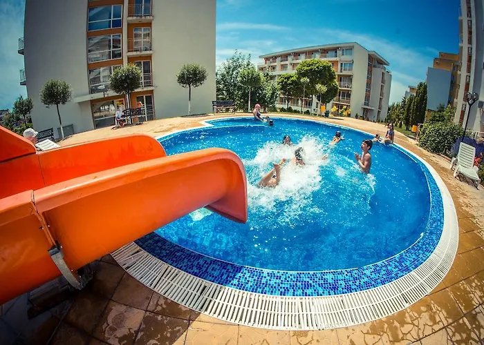 Sea Club Complex