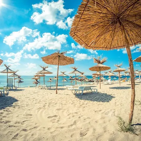 Sea Club Complex 아파트