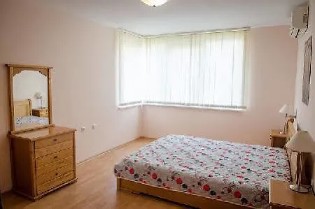 Sea Club Complex 아파트